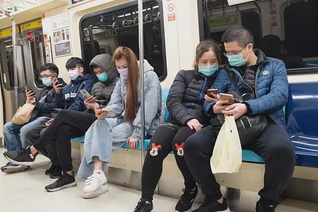 “优先席”资格战:为何华人地区常爆发让座冲突(组图) - 3
