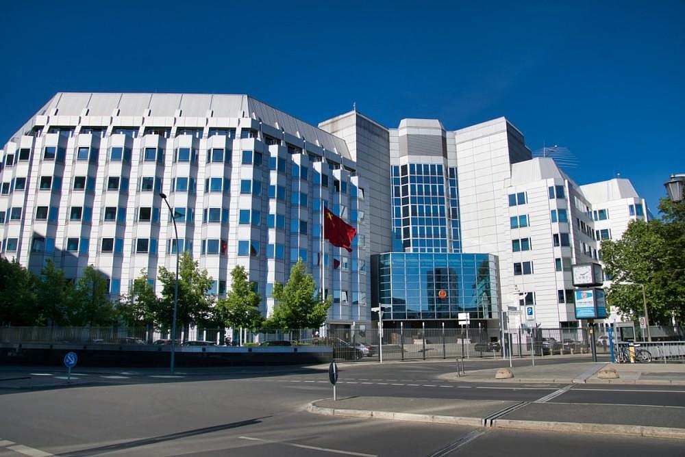 中国的新开放：北京外交官在柏林参与公开辩论（组图） - 1