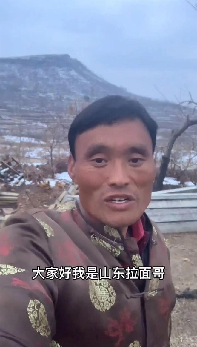 掉粉超40万！现象级网红“拉面哥”最新发声：回不去了，祝福“鸡排哥”越来越火（组图） - 3