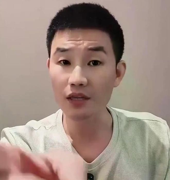 网红嘎子哥解封后公开道歉，遣散公司所有员工，自己也将退网（组图） - 2