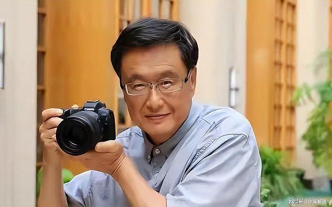 王文澜:与倪萍离婚被骂20年,儿子尊重他,72岁仍未再婚(组图) - 16