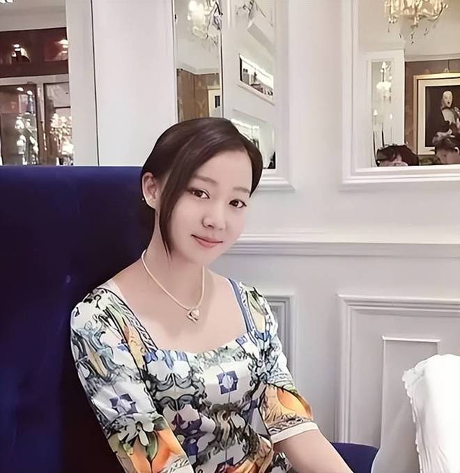 马龙妻子夏露分享跳舞视频，网友：不输专业舞者（视频/组图） - 4