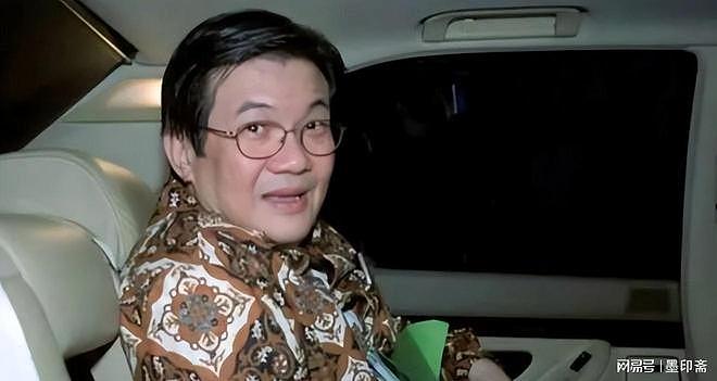 初中学历却日赚9.3亿 他远超李嘉诚成华人首富（组图） - 14