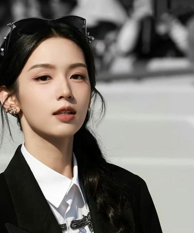 李湘晒女儿美照翻车，曝光王诗龄蛐蛐周也，删除后重新编辑发布（组图） - 7