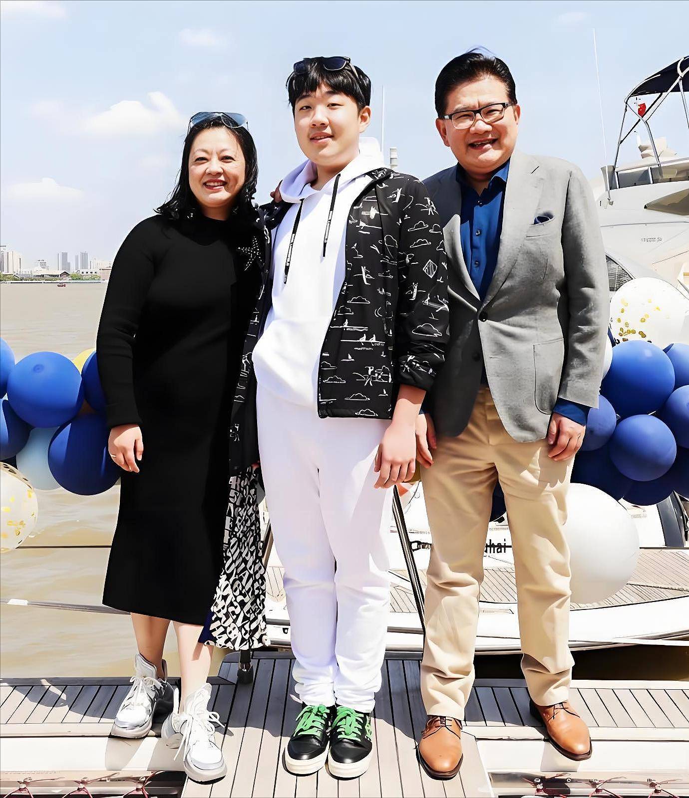 陈宝国最新照片曝光！曹可凡将他当偶像追（组图） - 5