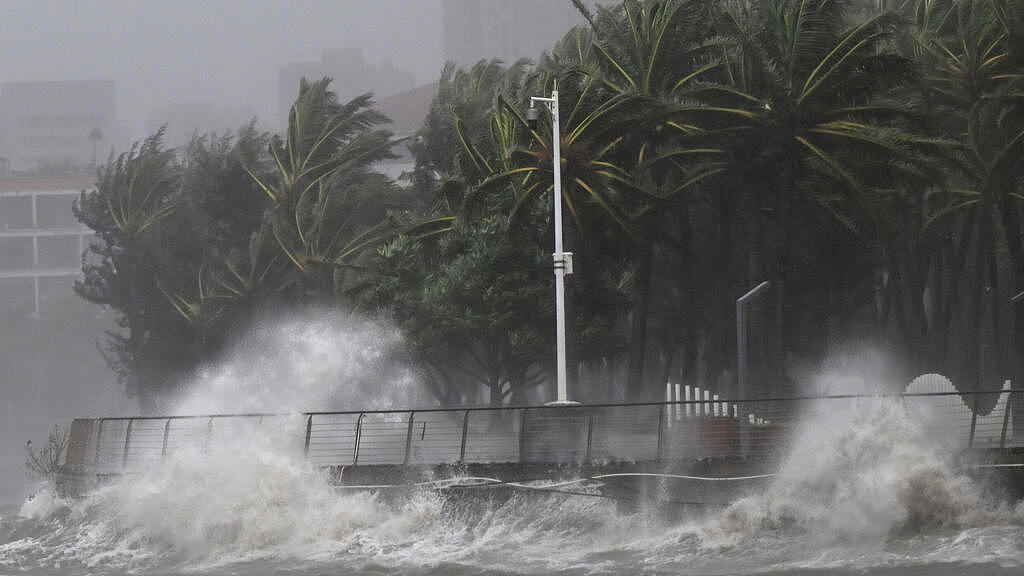 台风“麦德姆”登陆中国沿海，数十万人被迫转移（组图） - 1