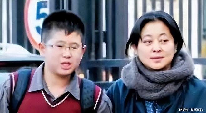 王文澜:与倪萍离婚被骂20年,儿子尊重他,72岁仍未再婚(组图) - 14