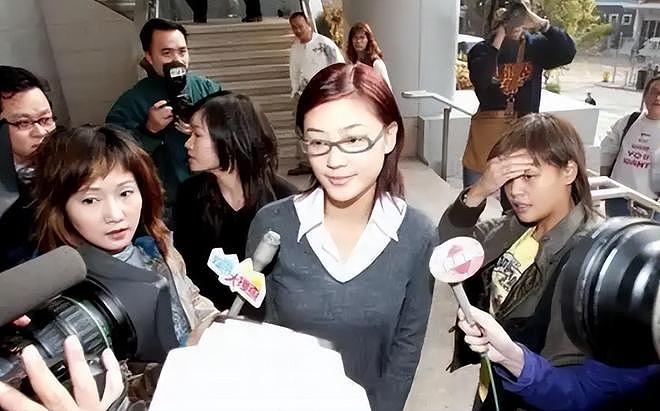 应采儿一对儿子曝光，被赞“人生赢家”：当年没选向佐，太精明了（组图） - 24