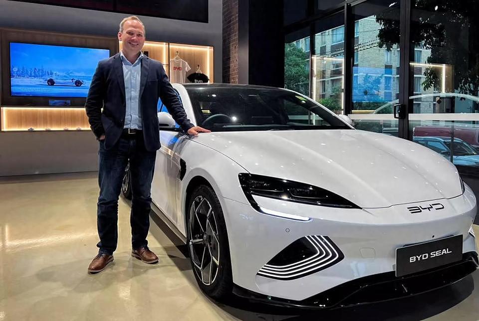 澳洲对中国电动车“亮红牌”，澳媒怒斥：本地汽车业早没了，别让消费者买单（组图） - 1