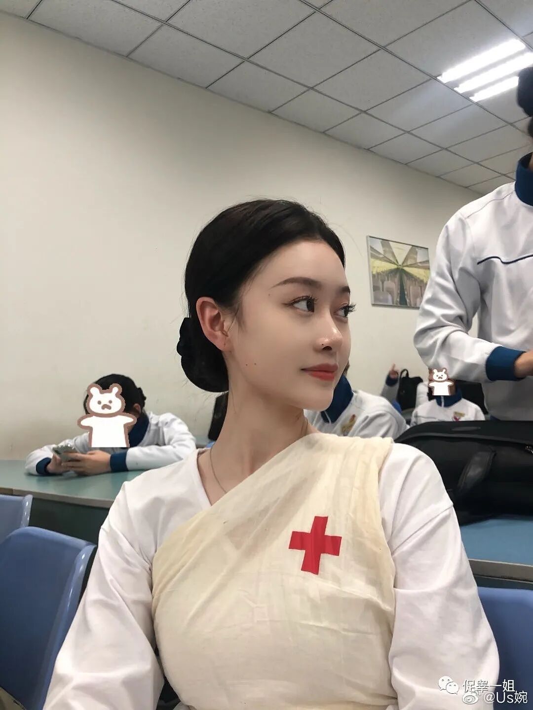 【美女】当171cm空姐脱下制服穿上包臀裙！这画面太美我不敢看（组图） - 12