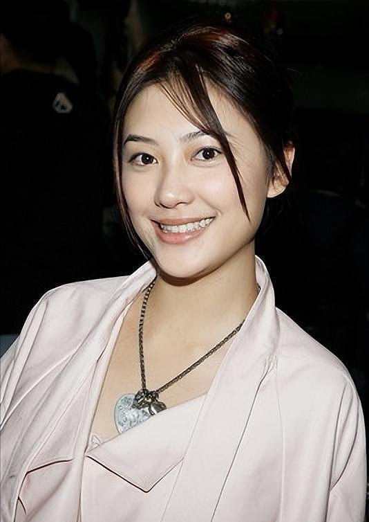 应采儿一对儿子曝光，被赞“人生赢家”：当年没选向佐，太精明了（组图） - 13