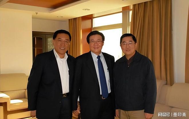 初中学历却日赚9.3亿 他远超李嘉诚成华人首富（组图） - 15