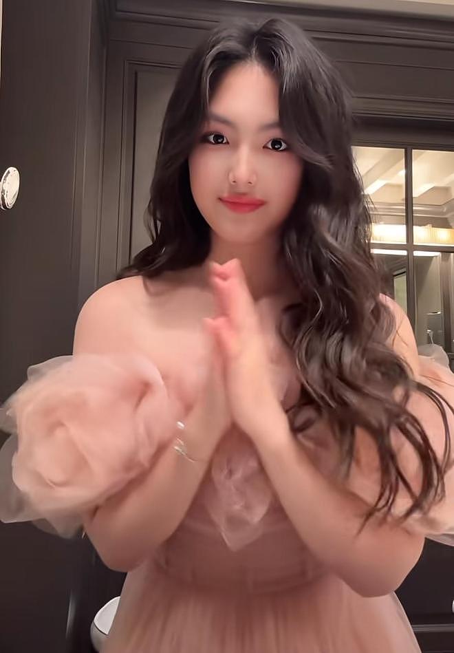 李湘晒女儿美照翻车，曝光王诗龄蛐蛐周也，删除后重新编辑发布（组图） - 5