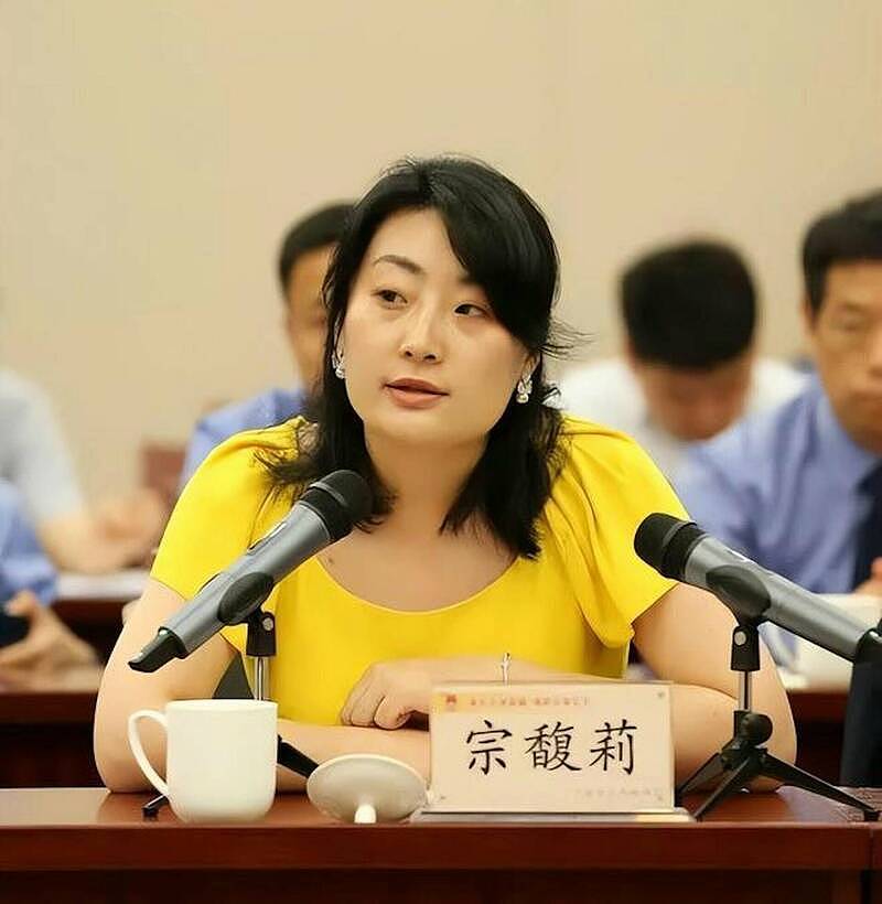 中国饮料龙头娃哈哈内斗升级！传董事长宗馥莉等高管被带走调查（组图） - 1