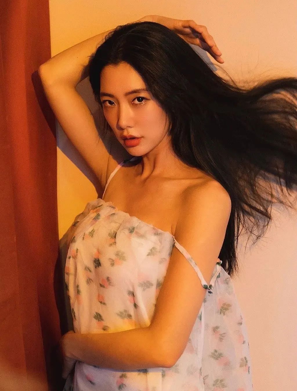 【美女】《流浪地球2》中的韩朵朵，竟是亚洲第一美女，直男都心动了（组图） - 11