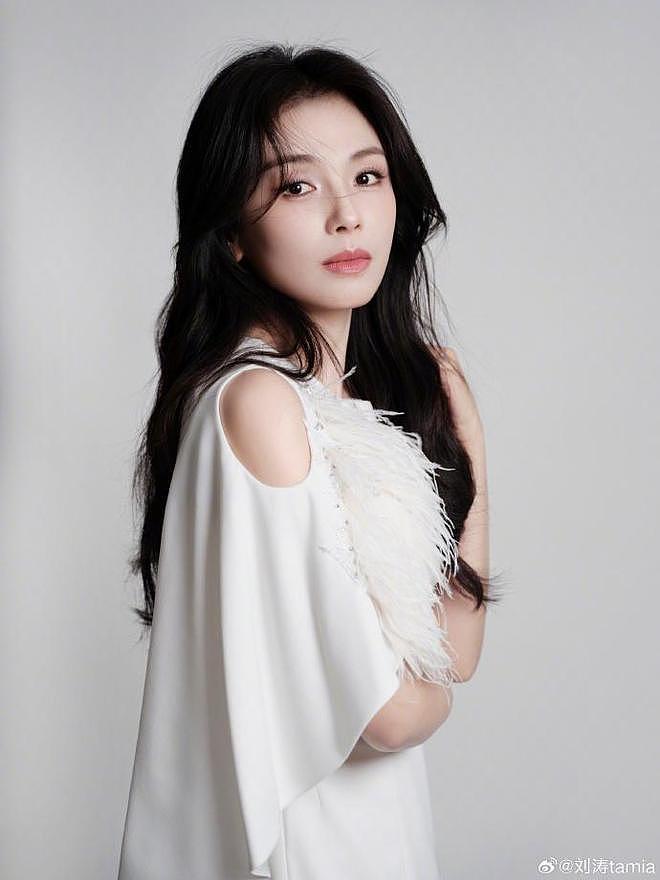 刘涛自曝女儿马上读大学了，网友：母爱要溢出屏幕了！（组图） - 5