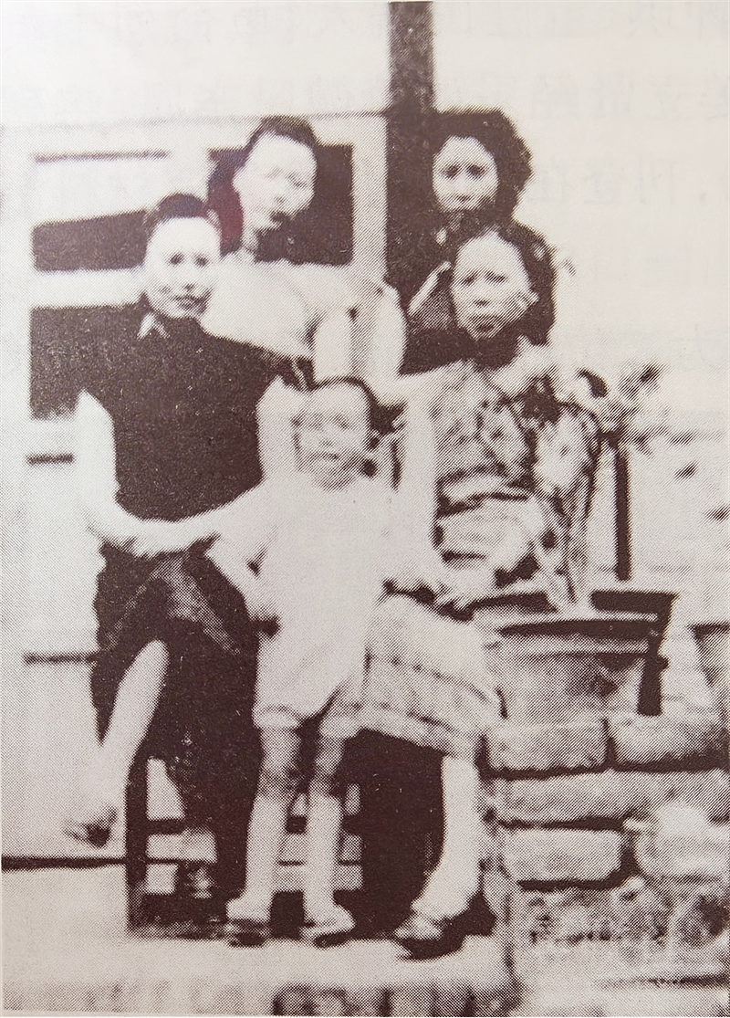 【社交】臭名昭著的“汉奸夫妻”竟是王牌特工：把麻将桌当成情报站，和平解放一座城（组图） - 5