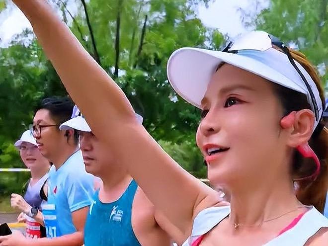 央视主持人朱迅：生命终将结束，为何不勇敢点面对生命的终点呢（组图） - 3