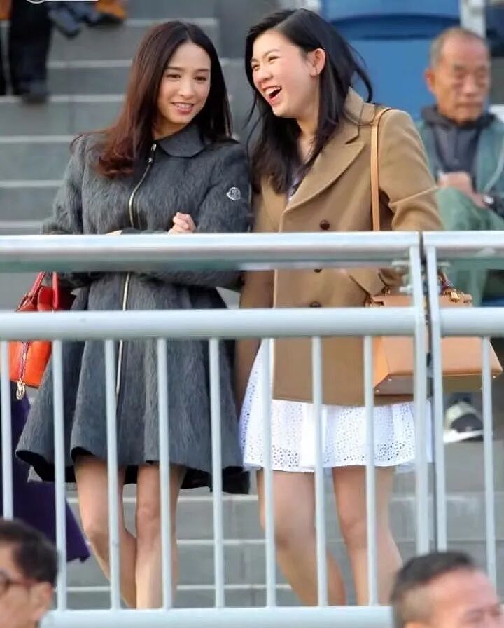老公死在枕边?豪门独宠30年,丧夫四年守巨额遗产,不惧流言成最美豪门奶奶(组图) - 71
