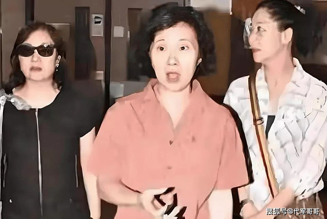 他出轨小30岁保姆，如今77岁独居养老院晚景凄凉（组图） - 2