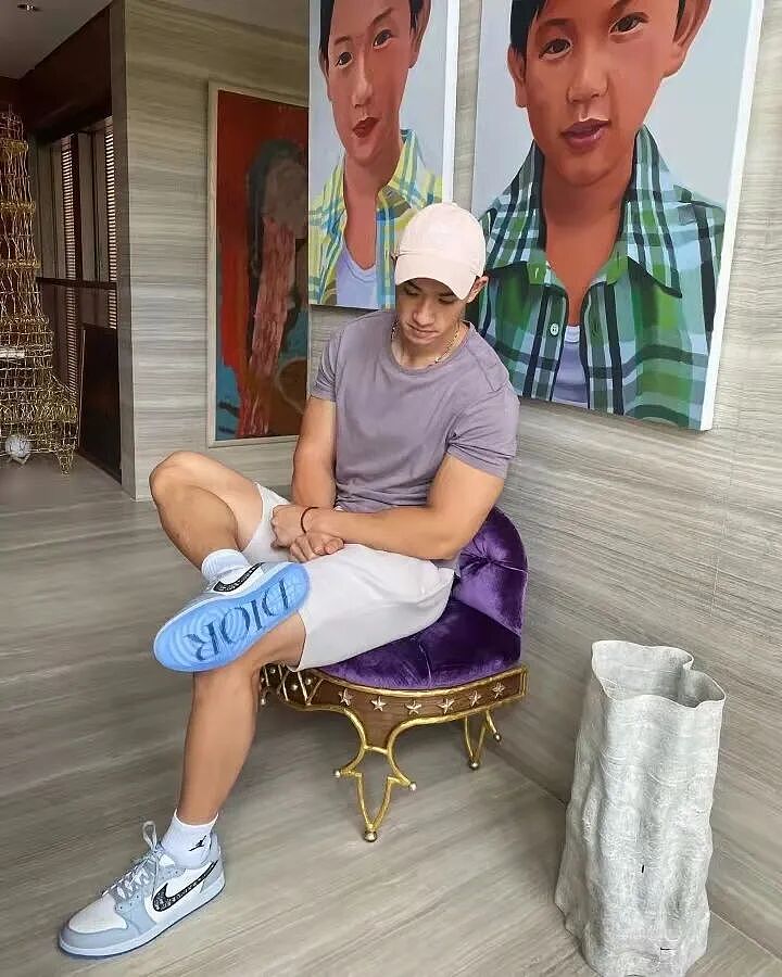 老公死在枕边?豪门独宠30年,丧夫四年守巨额遗产,不惧流言成最美豪门奶奶(组图) - 59