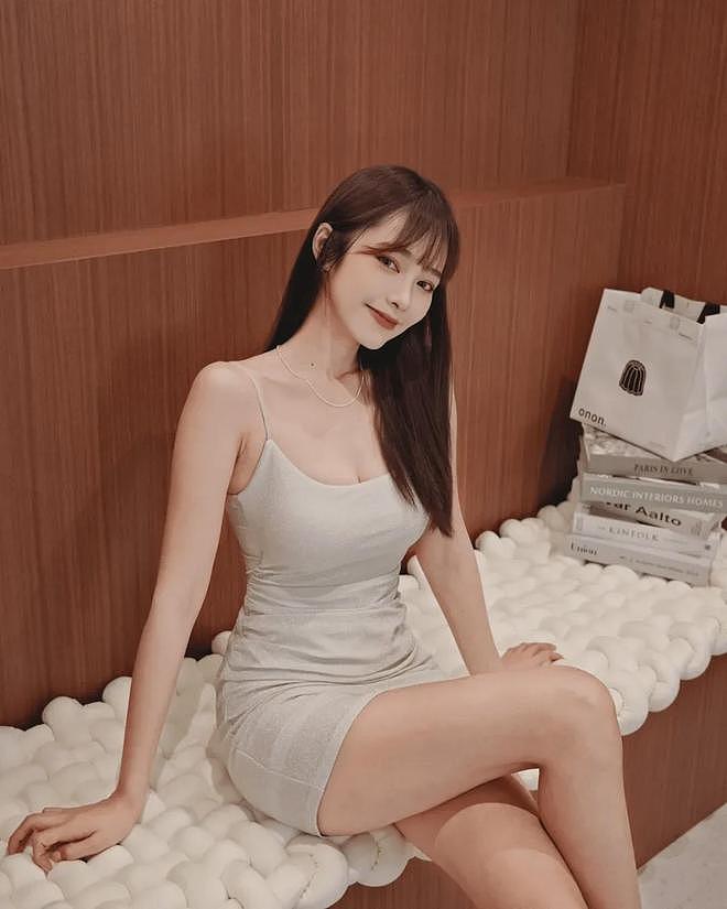 【美女】台妹又纯又欲,看着就很丝滑,身材性感惹眼,也太美了吧(组图) - 13