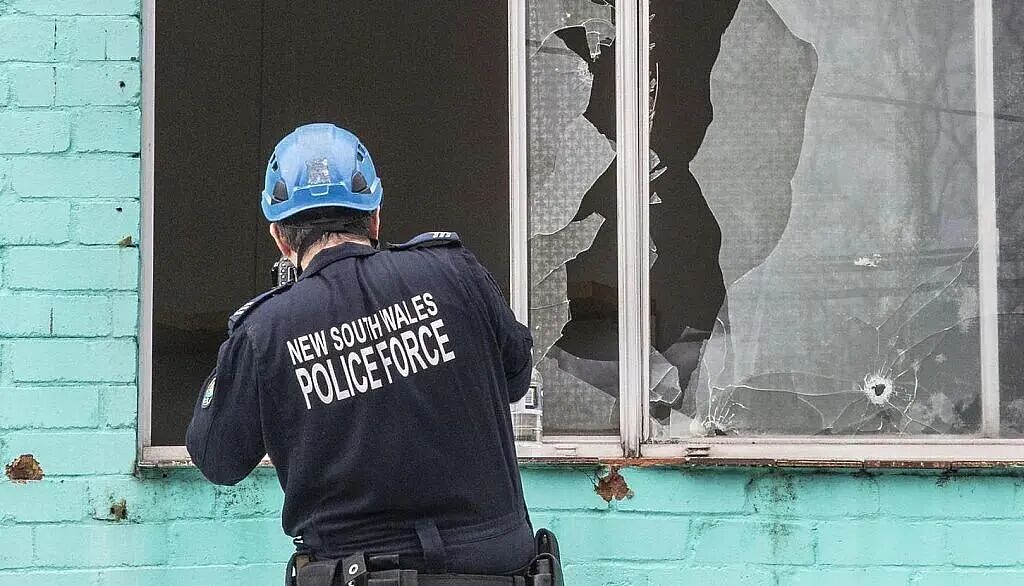 悉尼华人区附近发生枪击案，100发子弹射向街头！至少16人受伤， 一名男子被捕...（组图） - 7
