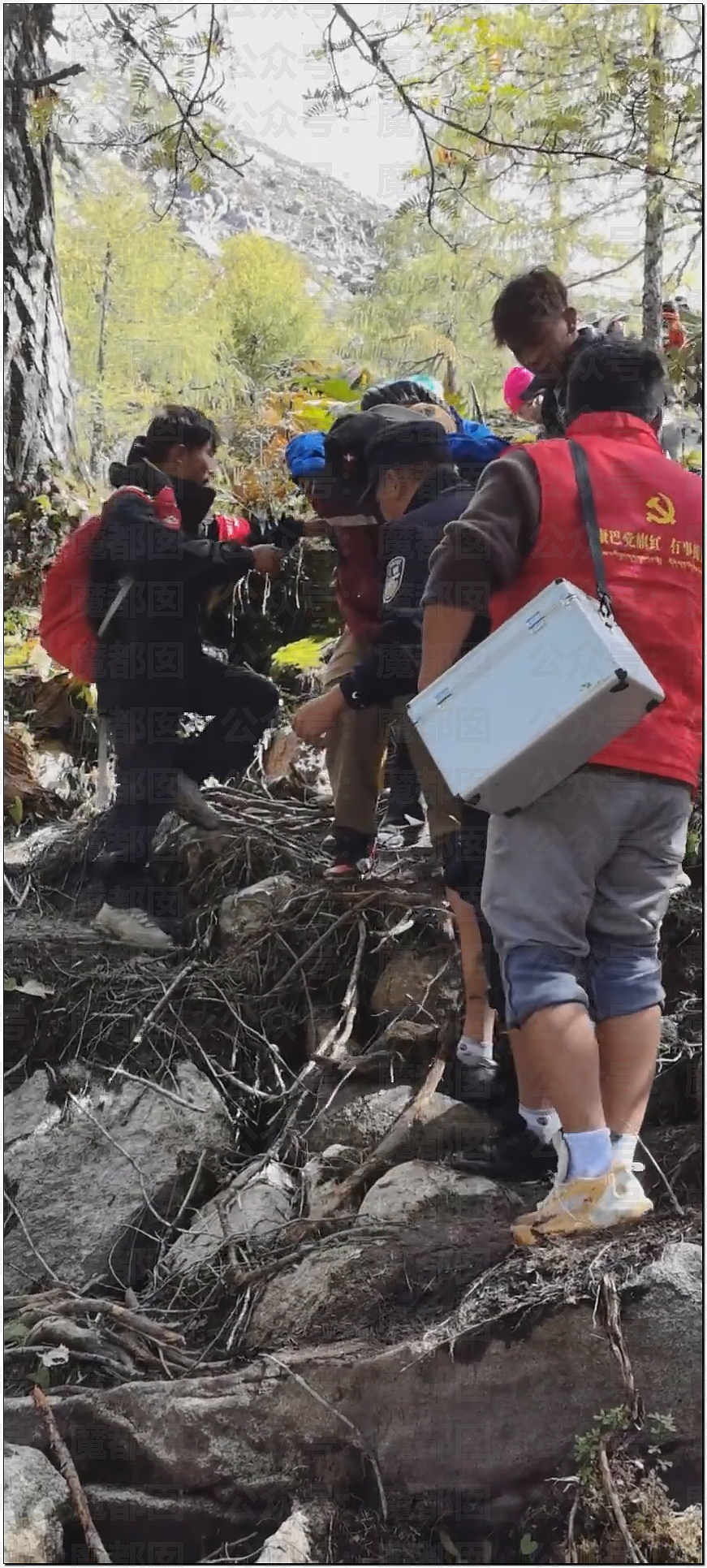 疯传！女生参加全女登山队高反后竟被队友丢下活活等死！（视频/组图） - 26