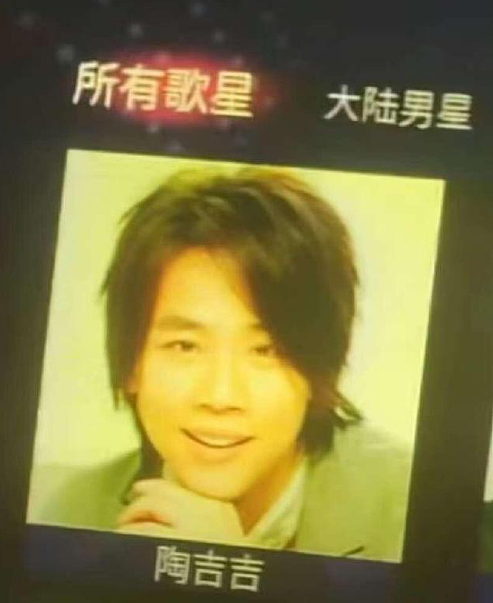【爆笑】月薪四千可以买一个MiuMiu发夹吗？网友：就像上一个月班给你发一个发夹（组图） - 27