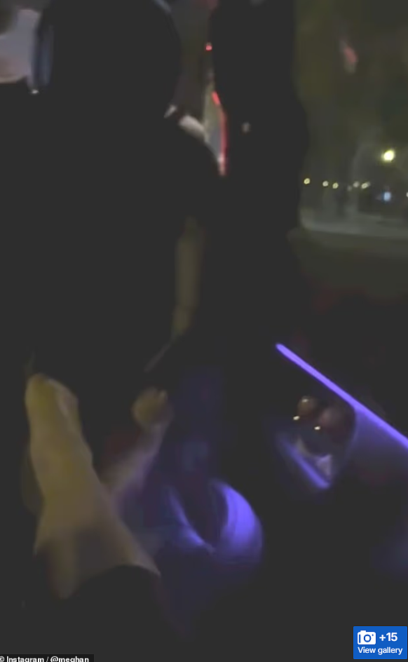 梅根不敬戴安娜被骂爆!路过戴妃巴黎遇难隧道翘脚自拍!活动上各种尴尬作妖(组图) - 10