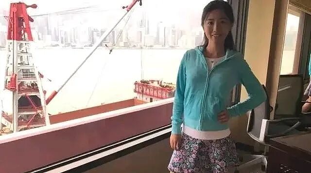 秒懂!原来翟欣欣进修1个月的“名媛培训班”教了这些,难怪苏享茂会沦陷(组图) - 2
