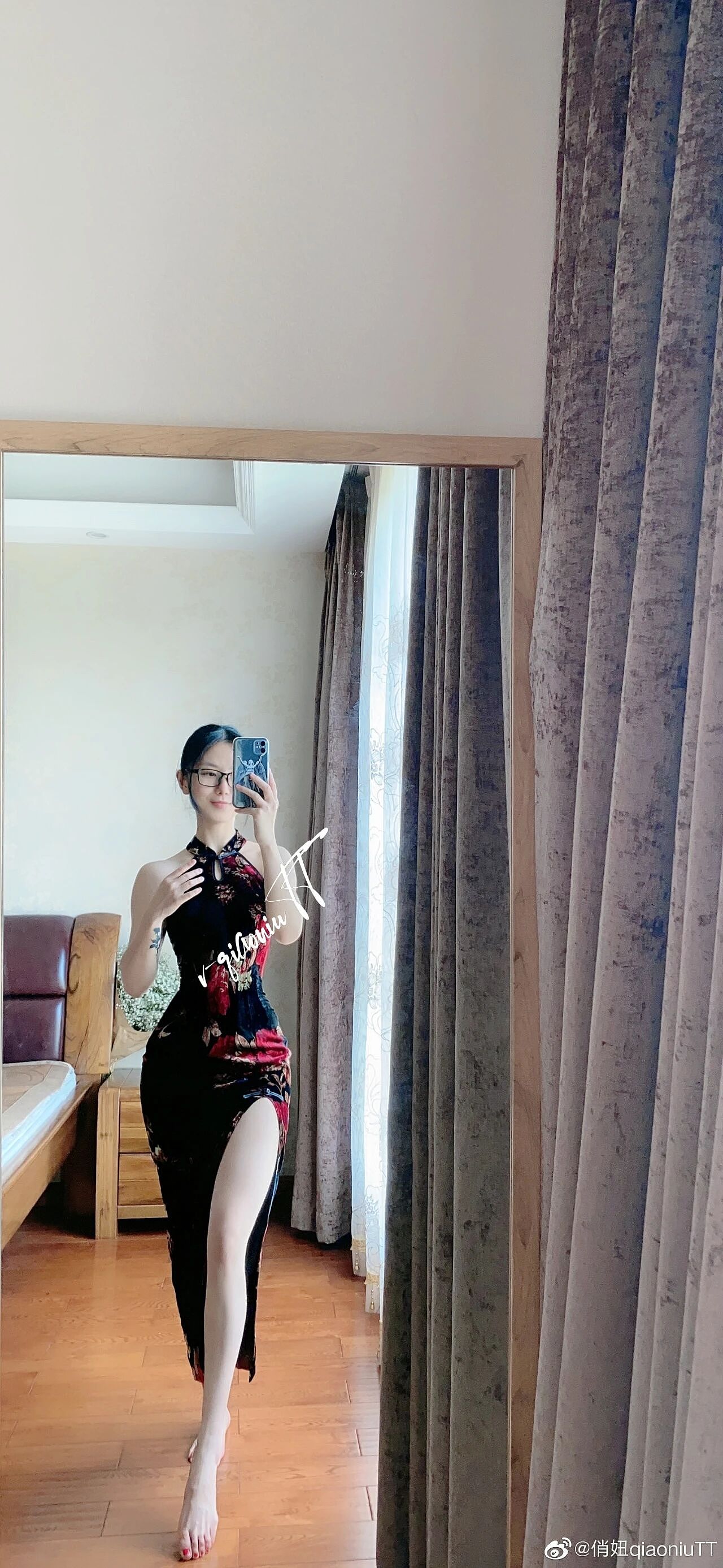 【美女】浙江俏妞0.6极致腰臀比，开挂身材看完疯狂心动（组图） - 1