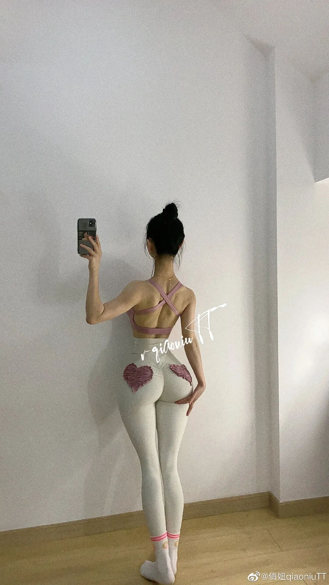 【美女】浙江俏妞0.6极致腰臀比，开挂身材看完疯狂心动（组图） - 5