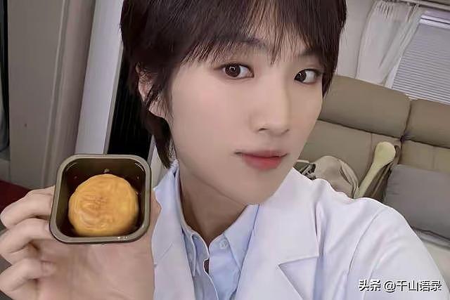 任正非女儿姚安娜晒中秋月饼，比普通人的好吃？内行人说实话（组图） - 1
