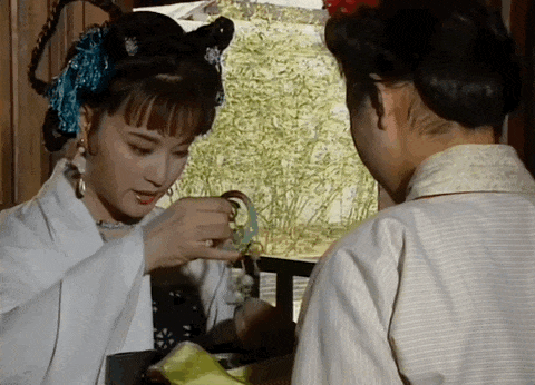 75岁刘晓庆美国聚餐，不化妆露出“真容”，老态龙钟反倒更好看了（组图） - 2
