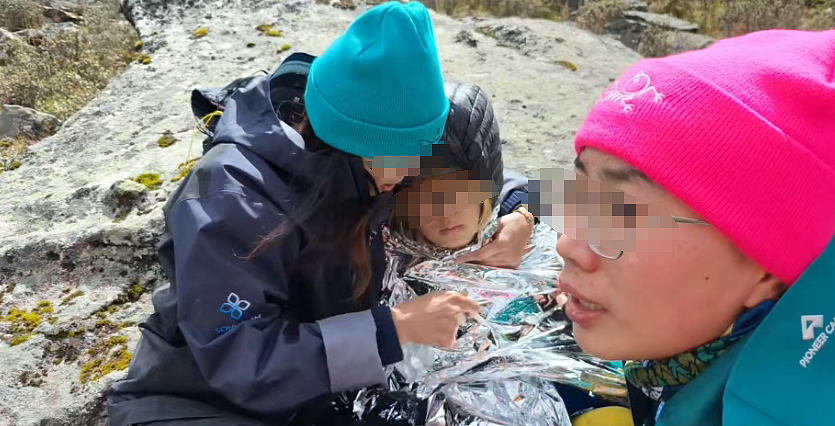 女生参加某红书“全女”登山队遇险，被姐妹丢下等死现场视频被扒太可怕（组图） - 4