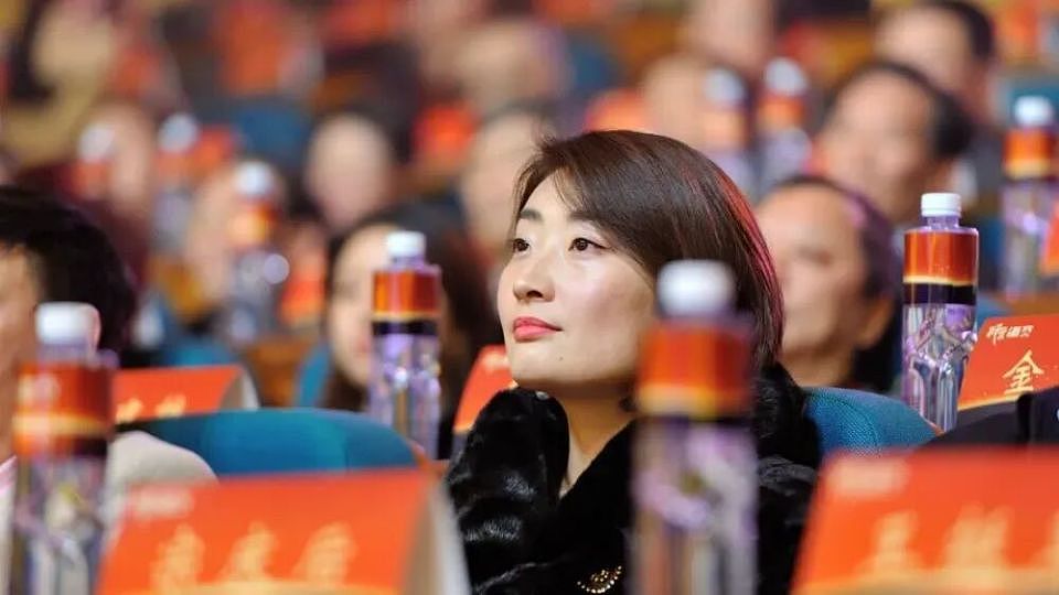 宗馥莉被传“带走调查”？娃哈哈的改名成关键（组图） - 4