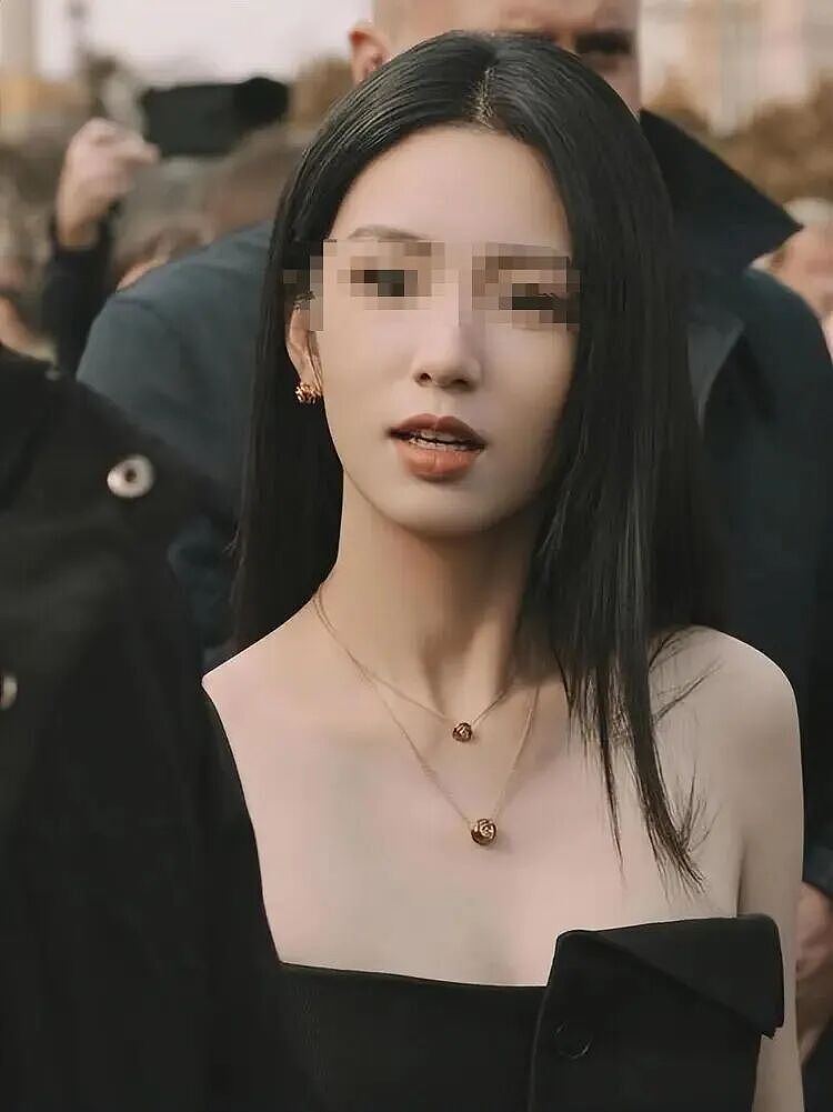 炸了!16岁王诗龄公开蛐蛐周也冲上热搜!李湘紧急删帖被全网围攻!网友:这就是贵族教育?(组图) - 5