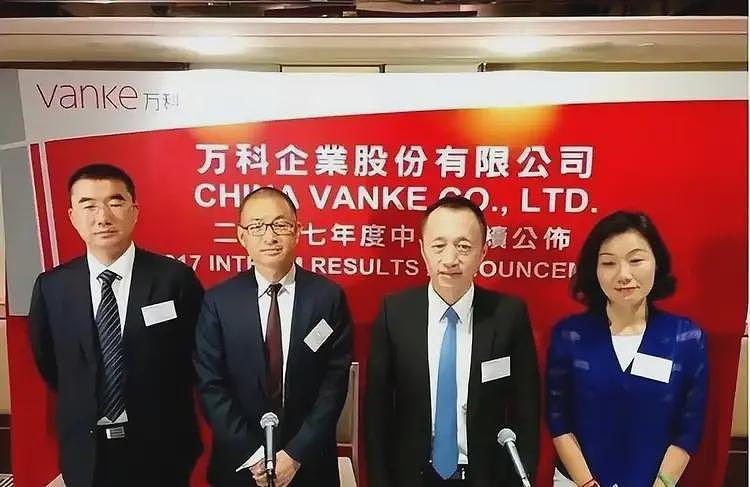 年薪849万,年终奖1000万,中国“最贵董秘”朱旭,49岁依然单身(组图) - 14