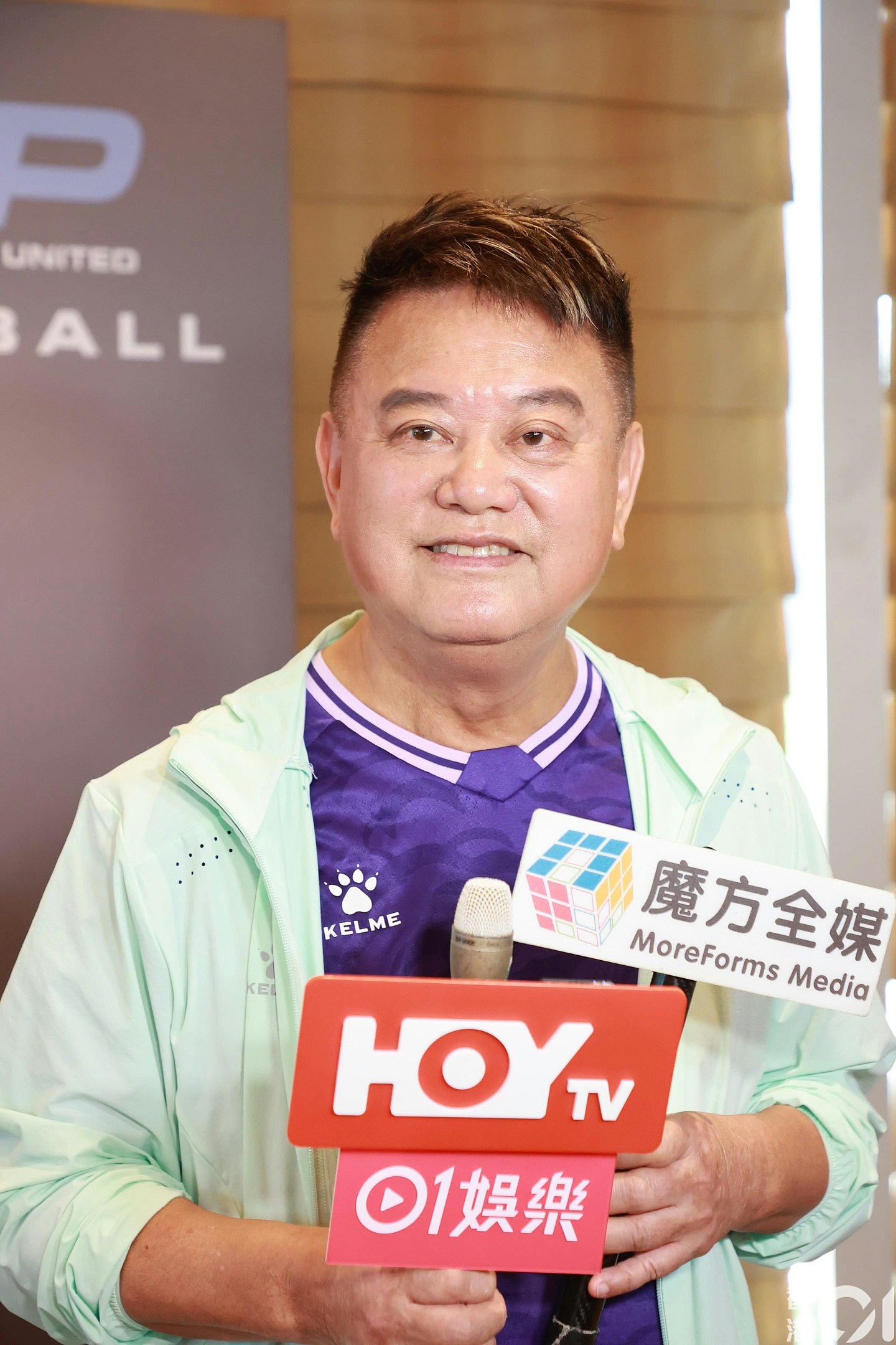 陈百祥领军返内地踢波带挈前无线艺人狂吸金，大爆劲多人主动𢱑捞（组图） - 2