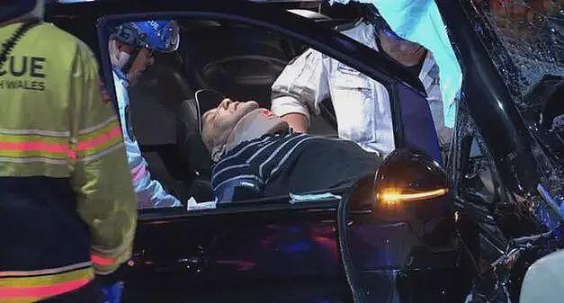 杨兰兰车祸伤者髋关节报废、失去生计，拄拐回家首次被拍！华人担忧移民形象受损（组图） - 7