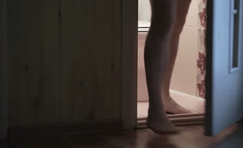 恶心至极！猥琐印度男加拿大挖洞，看光多名女室友身体！法官轻判，怕影响他移民（组图） - 5