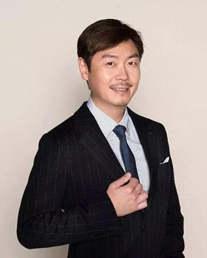 TVB知名男星“夜蒲王”转性！恋爱十年首度认爱，随时闪婚成暖男（组图） - 1