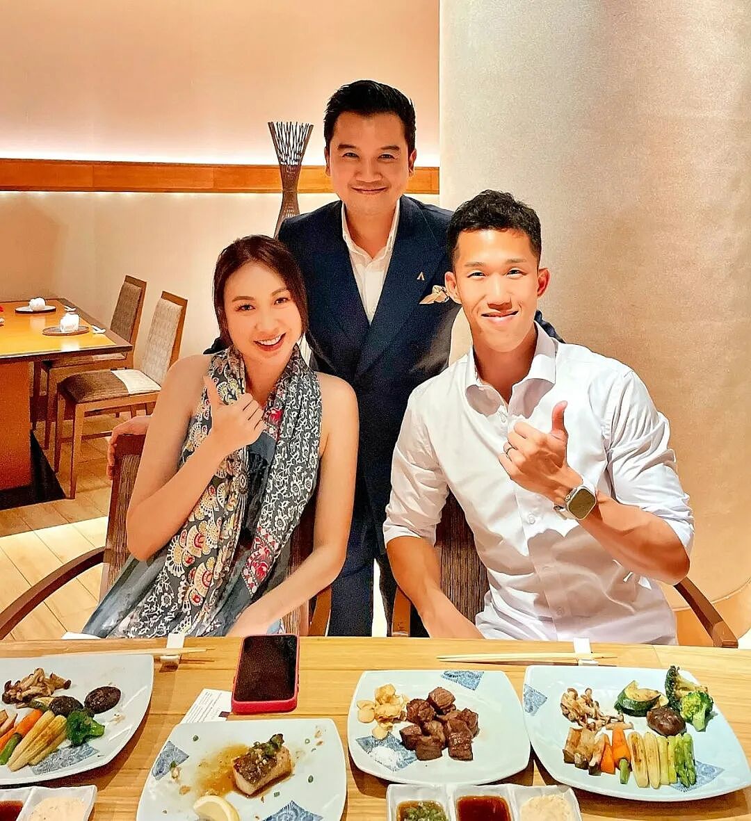 离婚三年！45岁TVB女星再婚嫁高级督察，巴厘岛举行浪漫婚礼（组图） - 10