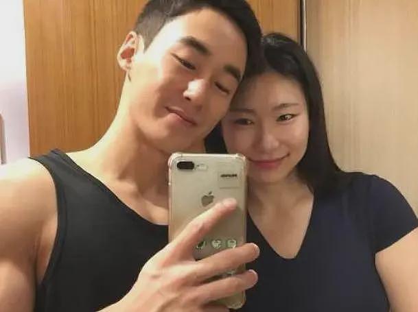 【美女】42岁阿姨撩走25岁肌肉男，闪婚生下双胞胎！健身房爱情也太高燃了（组图） - 11