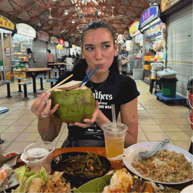 不愧是新加坡骄傲！孙燕姿回应向中国捐款千万！曾素颜做义工、多年行善细节藏不住了（组图） - 43