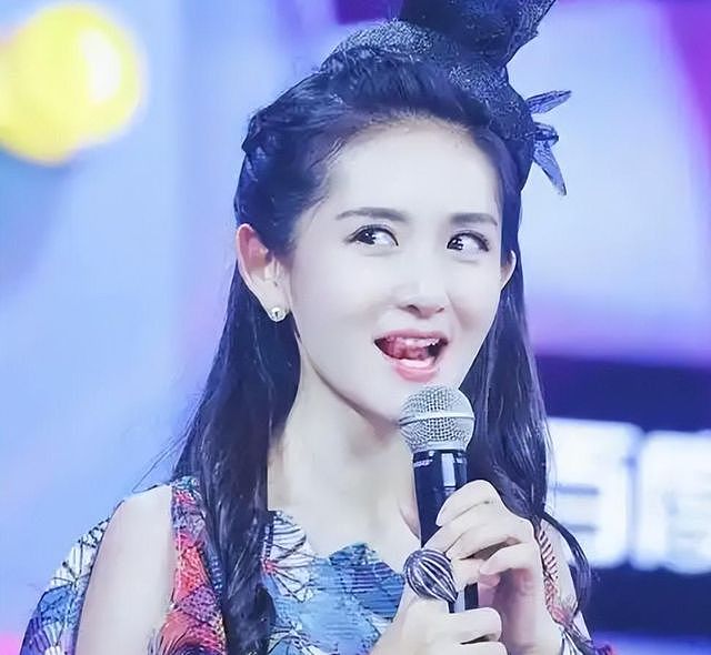 谢娜中秋晚会主持仅1天引争议，网友评论两极化，为何她饱受争议（组图） - 3