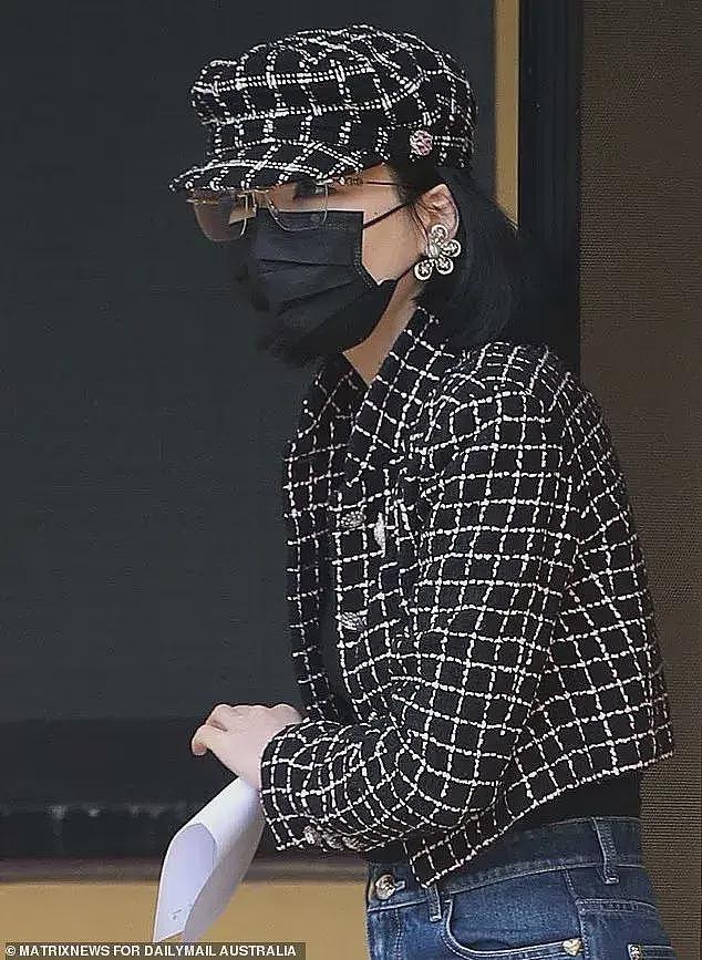 杨兰兰律师透露其身份，Chanel顶级VIP年消费100万澳币，英语很差（组图） - 8