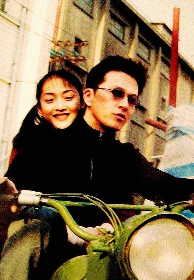 朴树宣布停唱：曾和周迅轰轰烈烈，娶了“平替”吴晓敏后如何了（组图） - 14