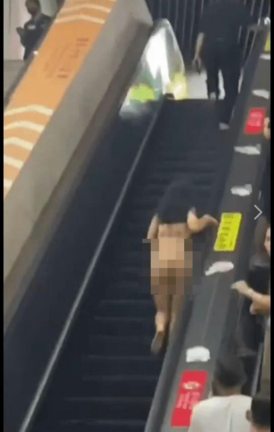 澳门海关惊现“裸女大暴走”！众目睽睽之下全裸狂奔，网民：底裤都输没了？（视频/组图） - 1
